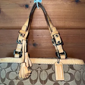 Coach Hampton Signature Monogram Brown Tan Leather Trim Tassel Handbag Purse thumbnail 4