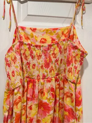 Old Navy Size XL Floral Linen Blend Smocked Back Adjustable Strap Mini Dress thumbnail 6