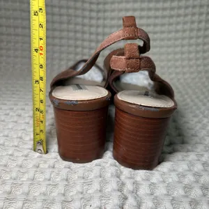 Saks Fifth Avenue Women Brown Pointed Toe Slingback Block Heel‎ Shoes Size 6 thumbnail 4