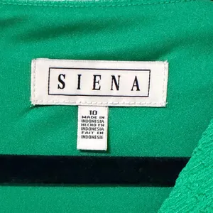 Siena Womens Green Textured Long Sleeve Surplice V-Neck Sheath Dress Size 10 NWT thumbnail 7