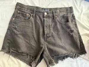 Aeropostale 90s High-Rise Cut-Off shorts size 14 thumbnail 1