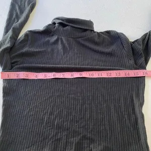 Madewell Black Ribbed Mock Neck Long Sleeve Crop Top Women’s M thumbnail 4