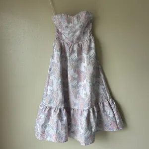 B. Right Coquette Pink Floral Lily Strapless Midi Dress Size Small thumbnail 2