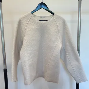 Zara ivory off white ivory oversized boucle crew neck sweatshirt sweater thumbnail 5