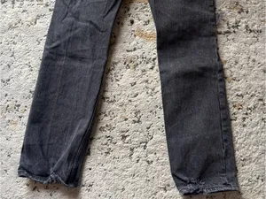 Abercrombie & Fitch Black High-Rise Distressed Straight Jeans thumbnail 11