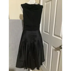 Tadashi Shoji Black Ruched V Neck Sheath Dress Size 12 thumbnail 4