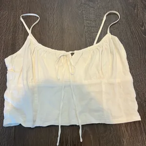 brandy melville top thumbnail 3