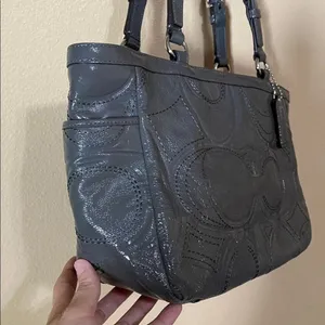 Coach purse thumbnail 2