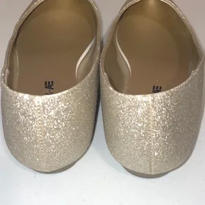 American Eagle Womens Champagne Gold Glitter Ballet Flats Round Toe Size 9 thumbnail 8