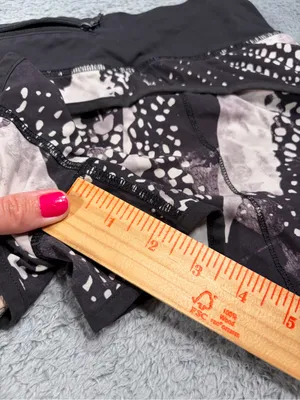 Lululemon speed up Black Patterned Running Shorts 6 thumbnail 8