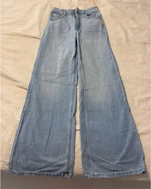 H&M Wide-Leg Jeans High-Waisted thumbnail 1
