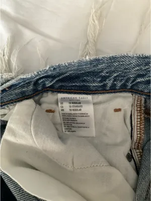 American Eagle Mom Jeans  thumbnail 2