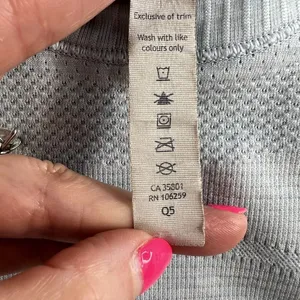Lululemon 4 Run Swiftly Tech Long Sleeve Aquamarine Seamless Thumbholes Athletic thumbnail 7