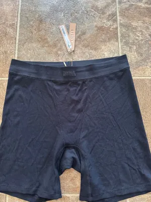 Skims Soft Lounge Boxer Onyx Size Small thumbnail 4