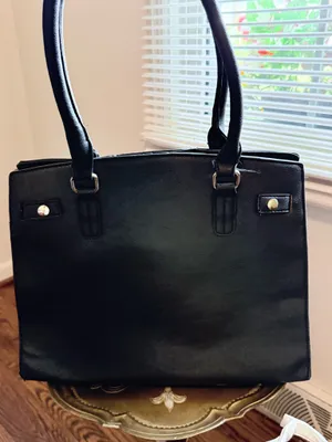 BCBG bag thumbnail 3