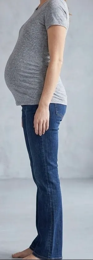 Liz Lange Dark Wash Maternity Bootcut Jeans (Size 6 thumbnail 4