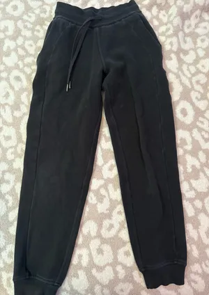 Lululemon Scuba Sweatpants thumbnail 1