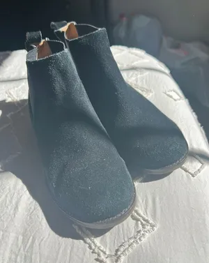 Lucky Brand Chelsea Boots thumbnail 1