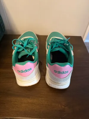 Retro green and pink adidas shoes thumbnail 3