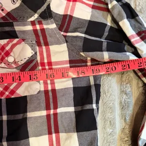 Cowgirl Up Womens Red Black Plaid Western Snap Embroidered Shirt Medium thumbnail 5