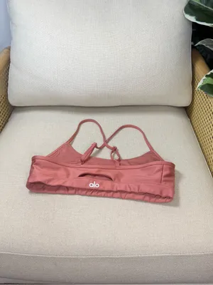 Alo Yoga Intrigue Bra Size medium thumbnail 4