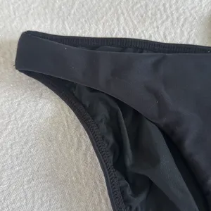 VIX PAULA HERMANNY  Solid Bikini Bottom, Sie Small, $96 thumbnail 5