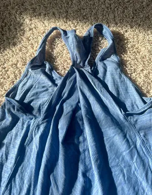 Lululemon Tank thumbnail 4