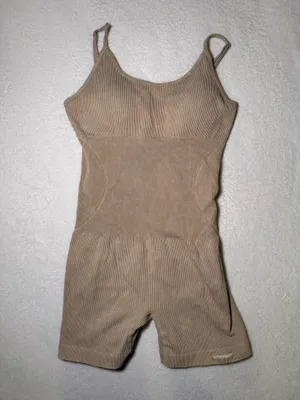 Pretty Little Thing Bodysuit thumbnail 2