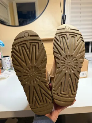 Classic UGG Mini thumbnail 3