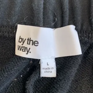 Rachel Sweatpants in Blackby the way. Size Large thumbnail 8
