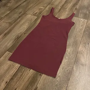 Forever 21 Burgundy Bodycon Mini Dress Sleeveless Stretch Fitted Small thumbnail 4