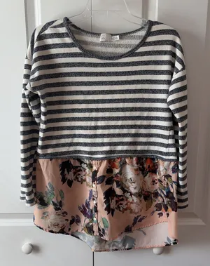 Anthropologie Postmark Fairley Grey Striped Floral Tunic Cottagecore Boho Sz Med thumbnail 1