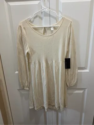 Alice + Olivia Cream Eyelet Babydoll Mini Dress Small NWT thumbnail 2