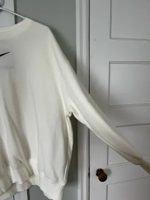 Nike Crewneck Sweatshirt thumbnail 6