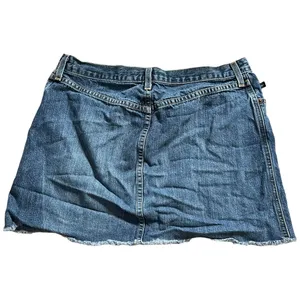 Abercrombie & Fitch Y2K Cotton Medium/Dark Wash Denim Mini Skirt Size 8 thumbnail 2