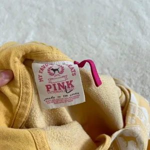 VTG Y2K Victoria's Secret PINK Hoodie Yellow V-Neck Graphic Print College Preppy thumbnail 6