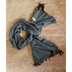 Cashmere Feel Italy Design Scarf Gray Herringbone Fringed 58”x12.5” Unisex thumbnail 2