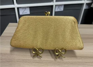 Part Vintage Antique Elegant Kiss Clasp Gold Clutch Bag thumbnail 1