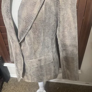 Focus Lifestyle Beige Snakeskin Blazer suit jacket career office‎ sz 4 neutral thumbnail 2