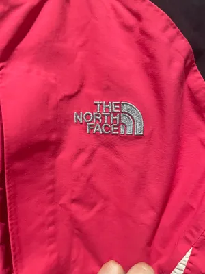 The North Face Windbreaker thumbnail 3