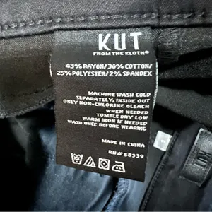 Kut From the Kloth Ana‎ High Rise Flare Pintuck Front Seam Black Denim Jeans thumbnail 10