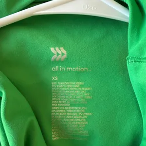 All in Motion Vibrant Green Crop Top thumbnail 3