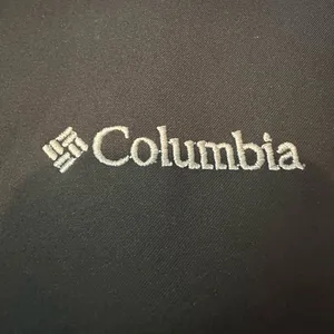 Columbia Women's Black Ski Jacket thumbnail 7