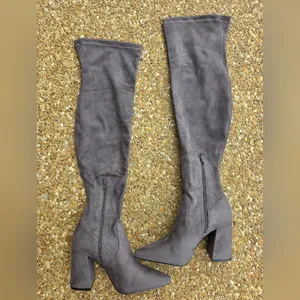 Steve Madden Jacoby Over the Knee Vegan Suede Boots Gray Size 7.5 Pointed Toe thumbnail 6