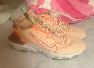 Nike Shoes thumbnail 1