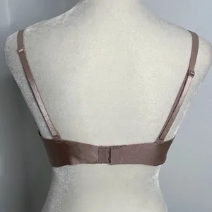 NWOT international intimates Inc. seamless push up underwire bra. Size 36C. thumbnail 3