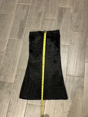 PrettyLittleThing Black pleated Midi Skirt - US size 6 thumbnail 6