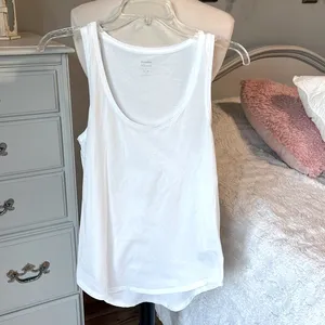Old Navy White Flowy Scoop Neck Tank thumbnail 2