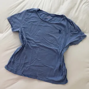 Victoria’s Secret Purple Pajama Tee thumbnail 1