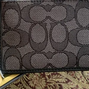 Authentic COACH 1941 leather/signature jacquard zip top card case/Keychain/ID thumbnail 6
